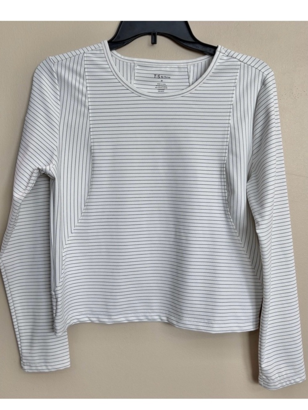 TS by Thrive Striped White Long Sleeve Athletic Top